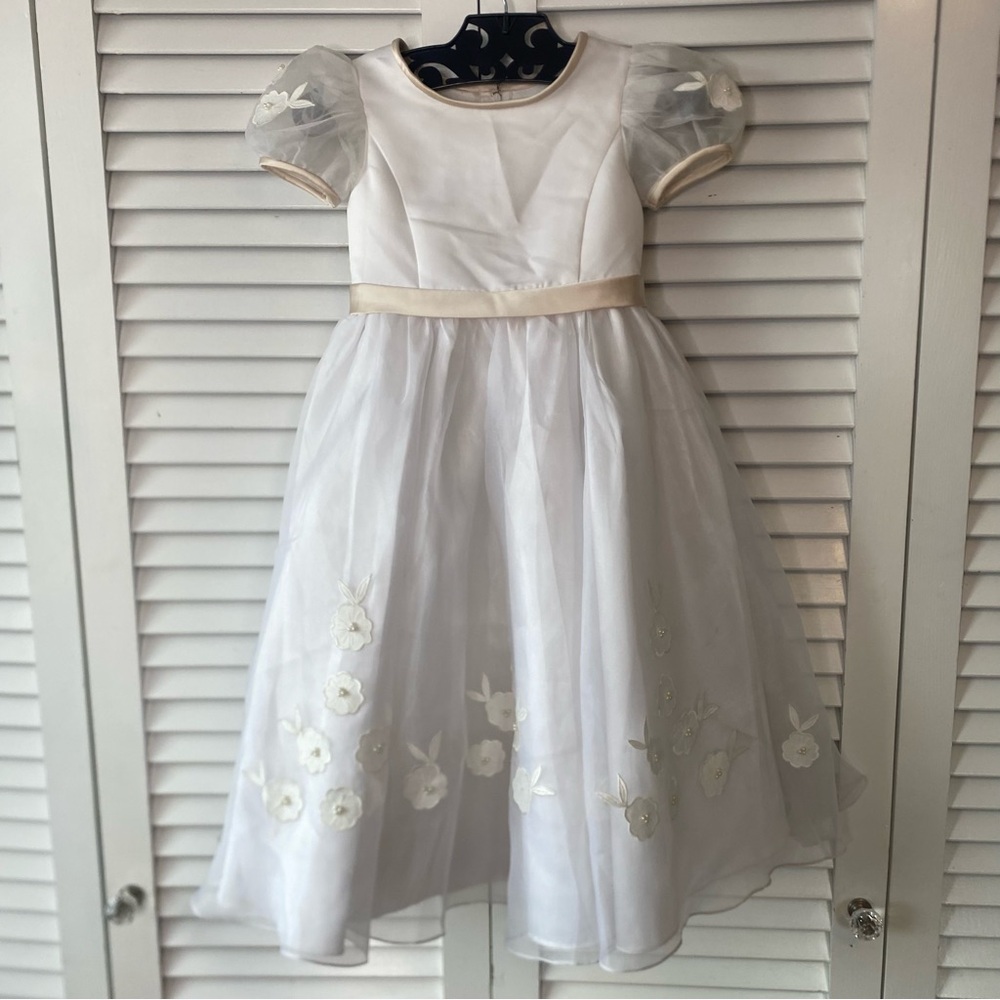 Elegant White Floral Kids Dress | Size 3
